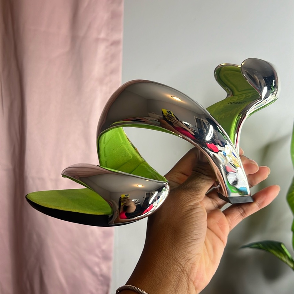 Silver Heel